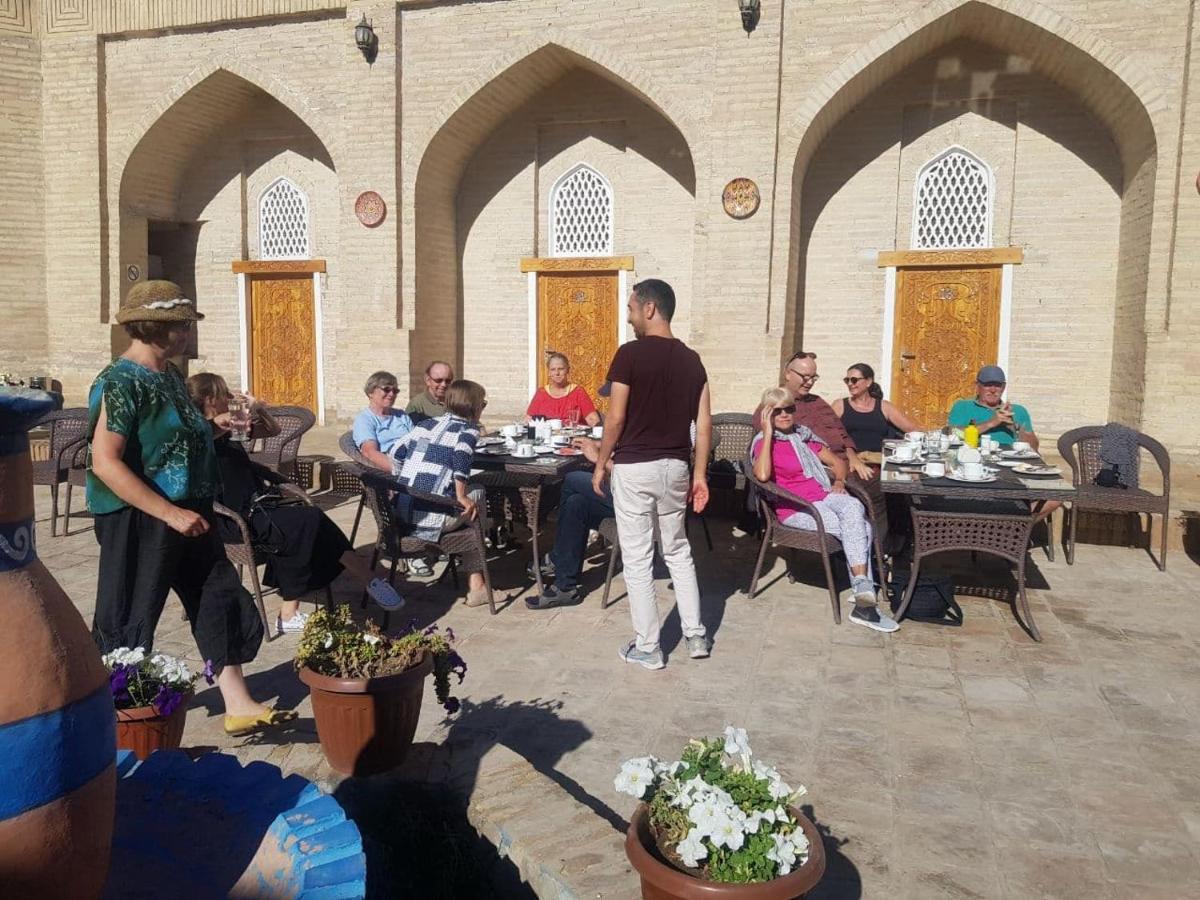 بيت شباب Muso To'Ra خيوة المظهر الخارجي الصورة